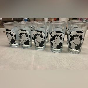 FIRNA COW BLACK AND WHITE‎ ROTUND DRINKING GLASSES TUMBLERS LOT OF 10